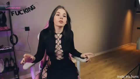 Snapshot of annatrueno chatting on September 24, 6:29 pm Anna online show from September 24, 6:29 pm