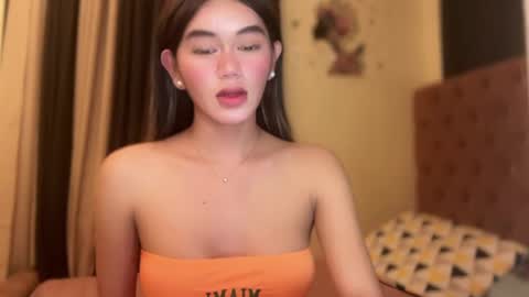Snapshot of annedee_ chatting on December 30, 7:00 pm Kim online show from December 30, 7:00 pm