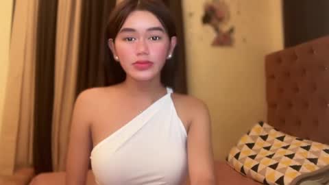 Snapshot of annedee_ chatting on December 29, 5:01 pm Kim online show from December 29, 5:01 pm