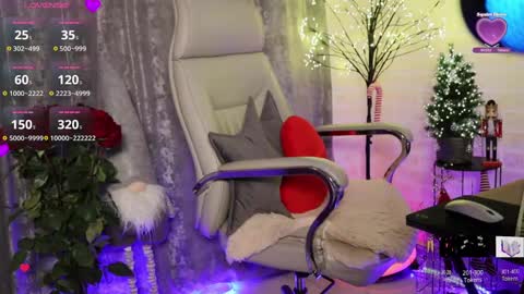 Annes online show from December 7, 2:24 pm