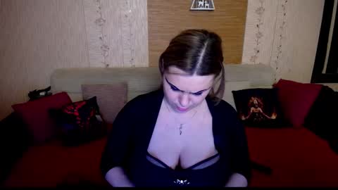 AnnessixReign online show from March 7, 3:40 am