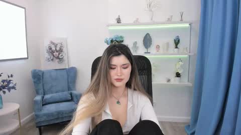 annetli online show from October 8, 3:33 am