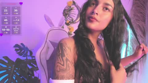 Snapshot of anngel_1 chatting on December 13, 10:45 pm Angel online show from December 13, 10:45 pm