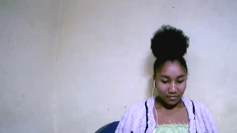anni253864 online show from September 10, 2:39 pm