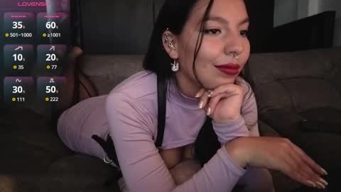 Anni online show from October 18, 9:05 pm