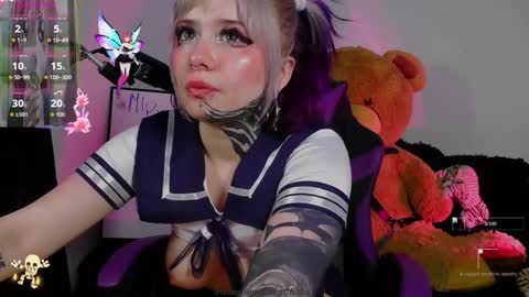 Annie online show from November 9, 3:46 am