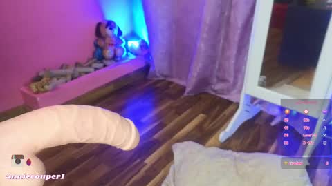 Snapshot of annie_couper chatting on March 9, 7:59 pm Annie online show from March 9, 7:59 pm