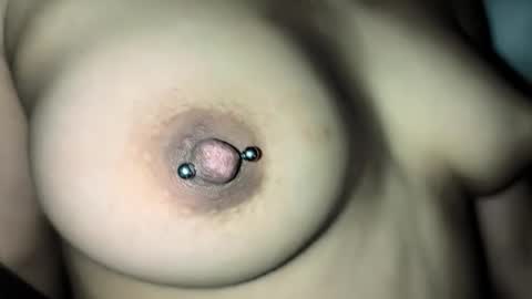 Snapshot of annie_darling_ chatting on September 30, 9:30 pm A N G E L online show from September 30, 9:30 pm