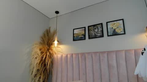   online show from October 28, 3:34 am