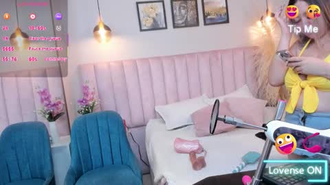   online show from October 2, 3:22 am