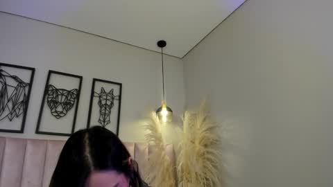   online show from September 20, 3:27 am