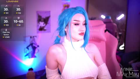 Annie May   online show from December 23, 4:28 pm