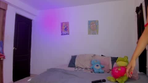 AnnieBlu3 online show from December 22, 2:49 pm