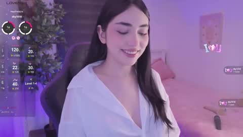 Snapshot of anniebrie chatting on September 30, 5:57 am Cassandra online show from September 30, 5:57 am