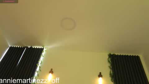 Annie online show from October 2, 1:16 pm