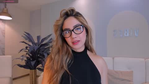 Annie Monroe online show from February 22, 12:28 pm