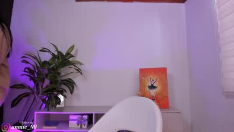 Annie  online show from September 27, 4:36 pm