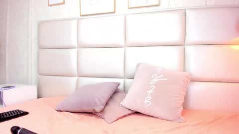 Annie Queen online show from January 11, 4:39 am