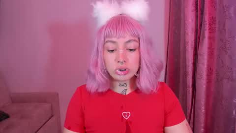 Snapshot of annika_03 chatting on October 19, 1:29 am Gise. online show from October 19, 1:29 am