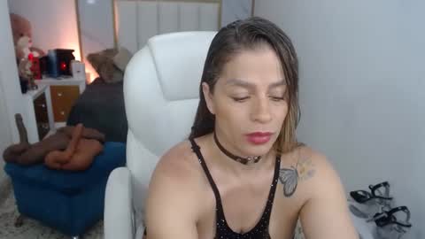 Snapshot of annita_cooper_ chatting on February 26, 3:32 pm anna online show from February 26, 3:32 pm