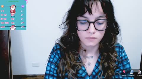 Snapshot of annittaprincess chatting on December 30, 6:05 pm Gaby 3 online show from December 30, 6:05 pm