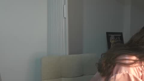 Snapshot of annrousse chatting on February 28, 4:21 am annrousse online show from February 28, 4:21 am