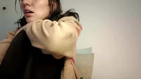 annrousse online show from October 11, 3:00 am