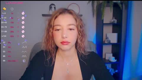 Snapshot of annvegga chatting on September 22, 9:52 am Ann online show from September 22, 9:52 am