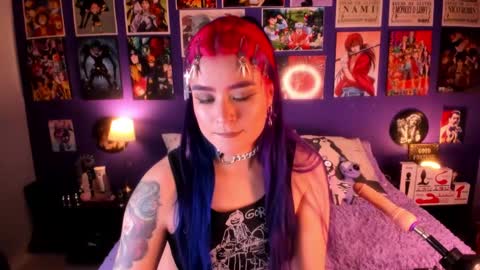 Snapshot of anny_cross chatting on March 6, 1:05 am Paty online show from March 6, 1:05 am