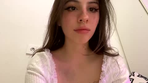 Snapshot of anny_leinhart chatting on March 12, 11:09 am Ana online show from March 12, 11:09 am
