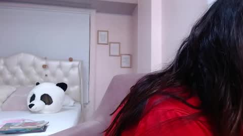 Snapshot of anny_louis chatting on December 12, 2:04 am ANNY LOUIS online show from December 12, 2:04 am