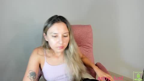 Issabela online show from September 23, 8:29 pm