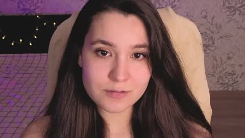 Annie online show from April 16, 9:50 pm