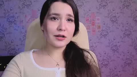 Annie online show from November 30, 6:06 am