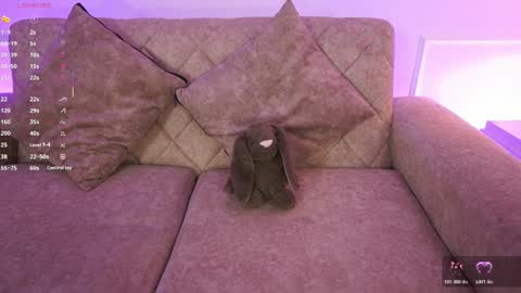 Ana online show from April 6, 11:33 am