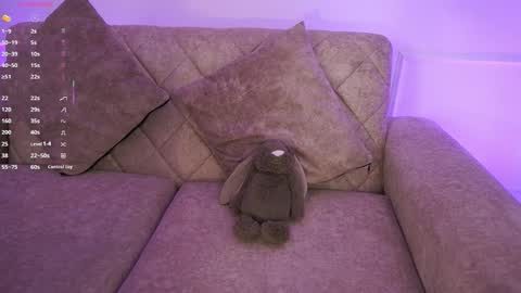 Ana online show from March 6, 2:12 pm