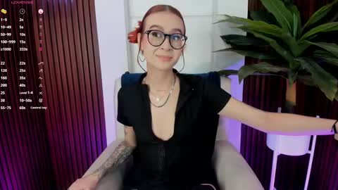 Snapshot of annybuny chatting on February 26, 12:27 pm Ana online show from February 26, 12:27 pm