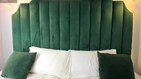 Anny Colson online show from September 24, 4:33 am