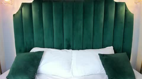 Anny Colson online show from October 29, 4:50 am