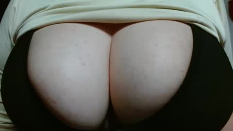 ANNYELINA online show from January 31, 11:56 am