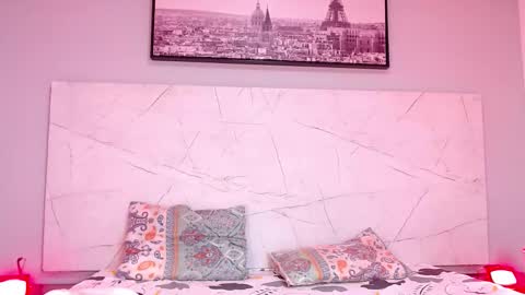 Snapshot of annyfiore chatting on October 2, 3:00 am Anny  online show from October 2, 3:00 am