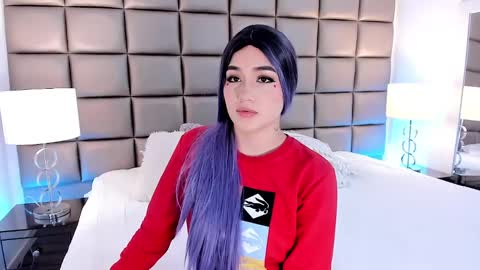    online show from March 4, 9:54 pm