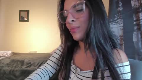 Annyluna online show from April 8, 6:32 pm