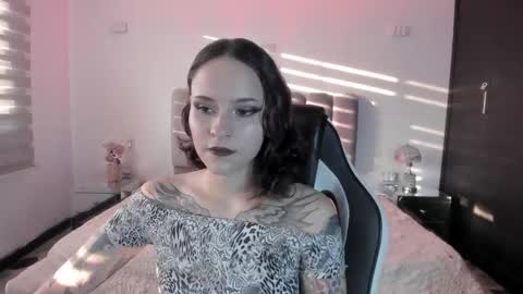 AnnyT online show from March 7, 10:28 pm