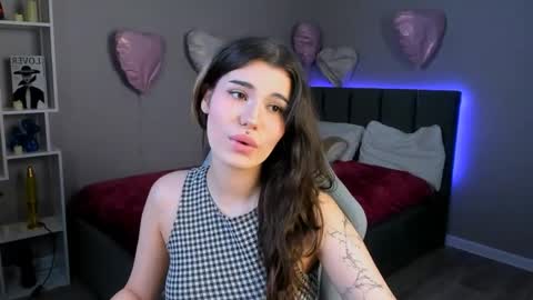 Anora online show from March 31, 8:31 pm