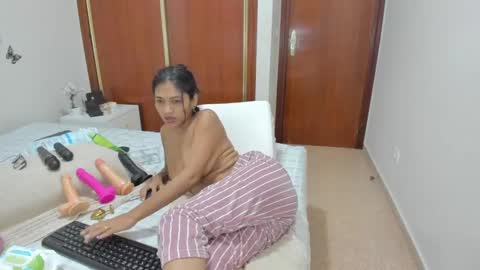 anthonela_hotsex online show from December 18, 4:17 pm