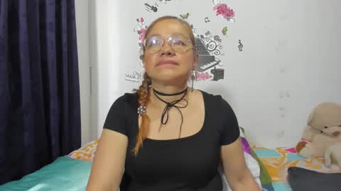 anthonela_mature_ online show from October 15, 7:38 pm