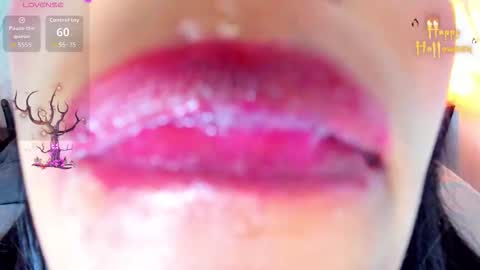 Anthonelaa   online show from October 20, 8:45 pm