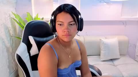 Antonela online show from September 20, 12:47 pm