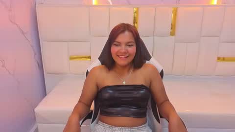 Snapshot of antonela_tp chatting on September 11, 1:33 pm Antonela online show from September 11, 1:33 pm